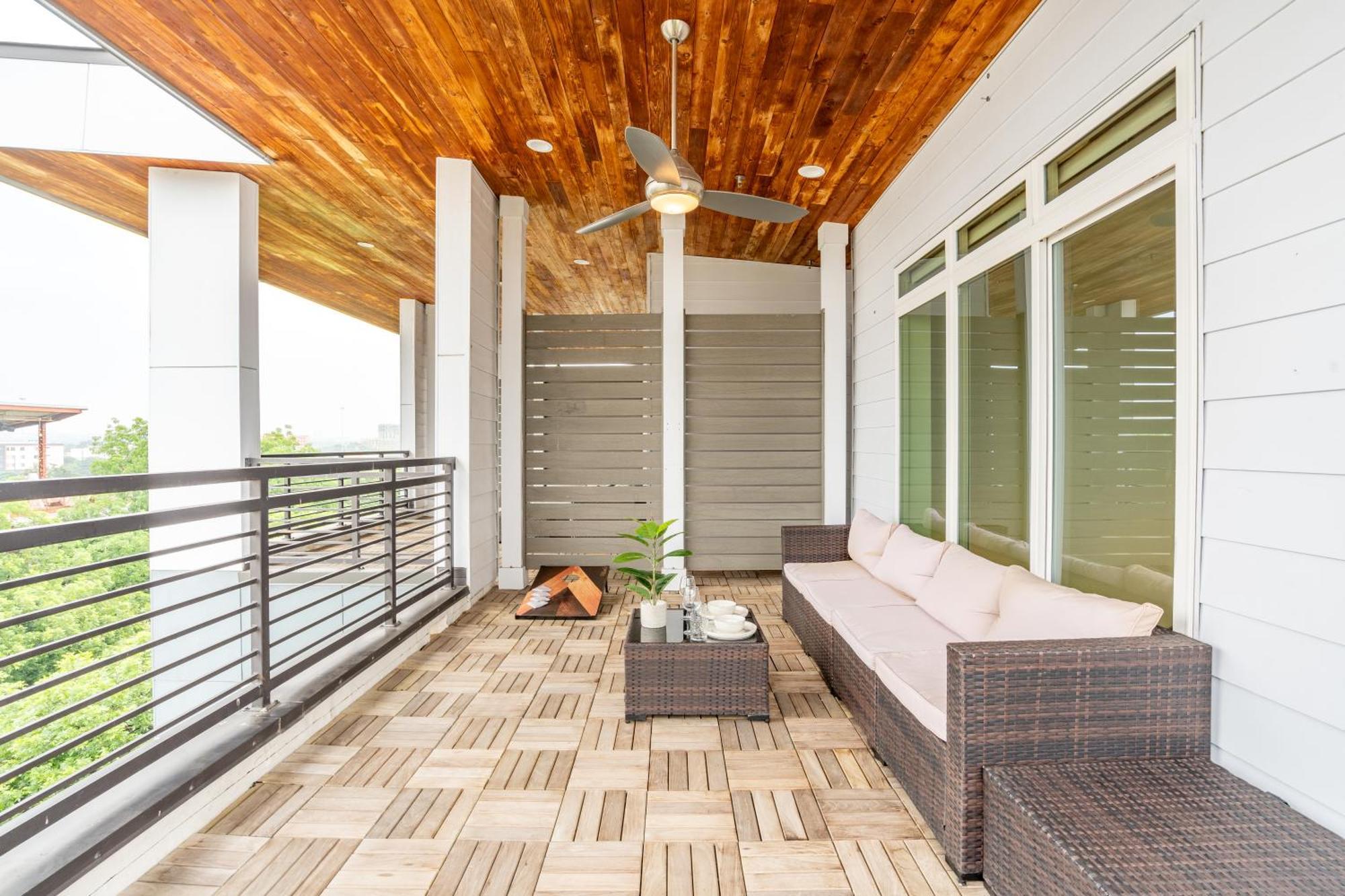 Riverwalk Penthouse Oasis W/Free Parking Gym Pool San Antonio Exterior photo