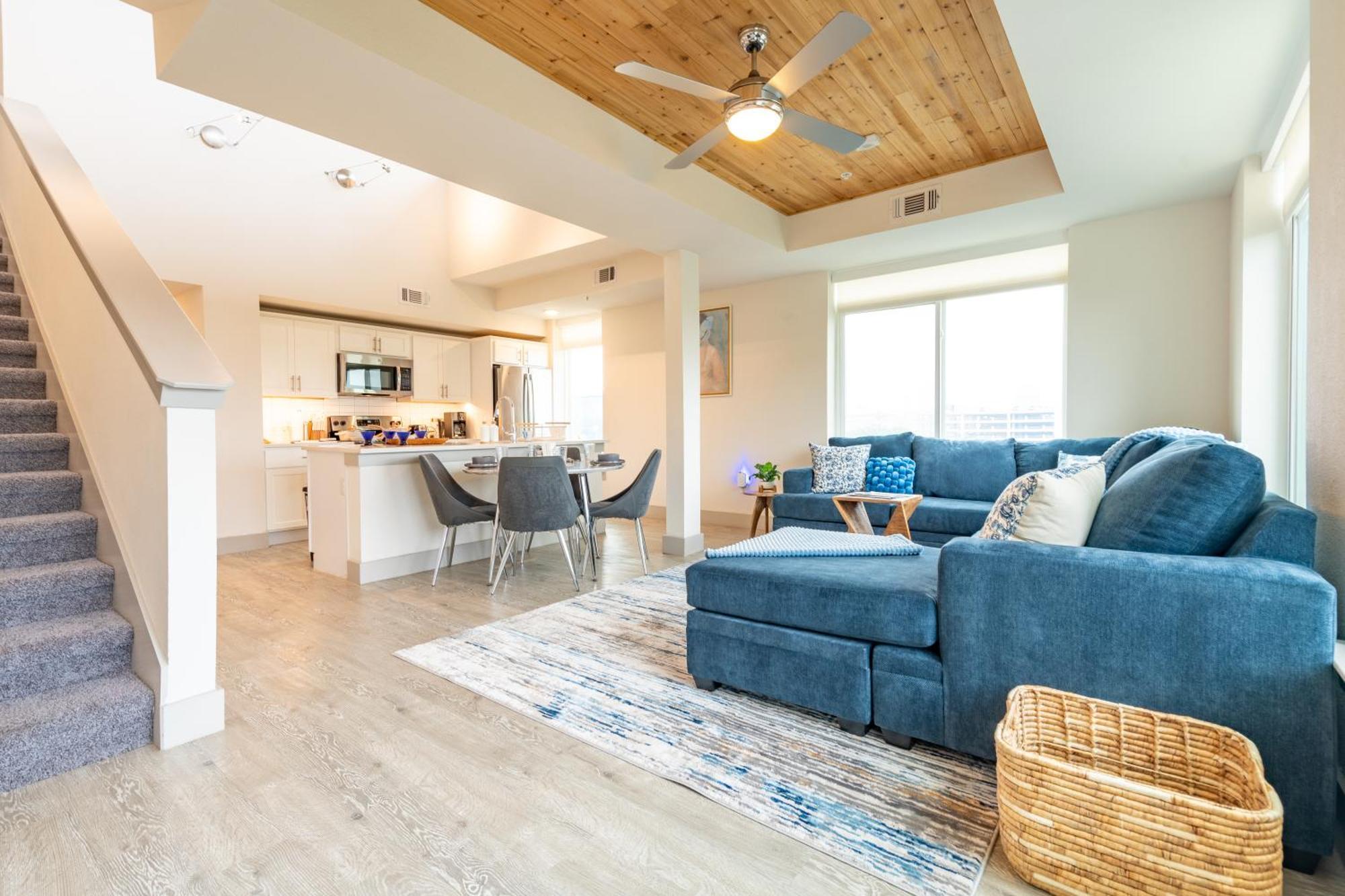 Riverwalk Penthouse Oasis W/Free Parking Gym Pool San Antonio Exterior photo