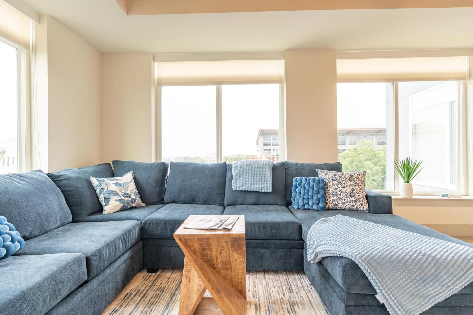 Riverwalk Penthouse Oasis W/Free Parking Gym Pool San Antonio Exterior photo