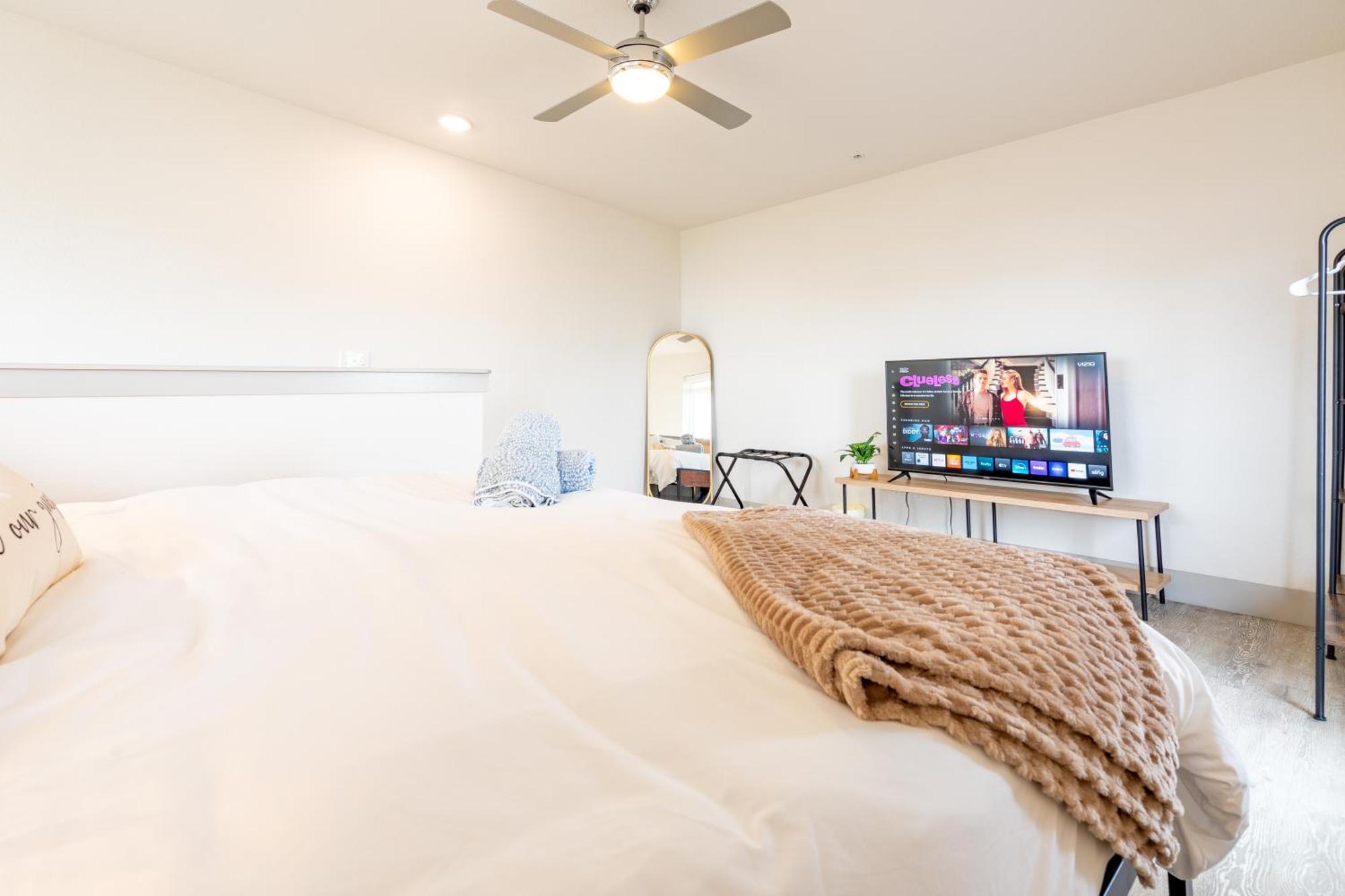 Riverwalk Penthouse Oasis W/Free Parking Gym Pool San Antonio Exterior photo